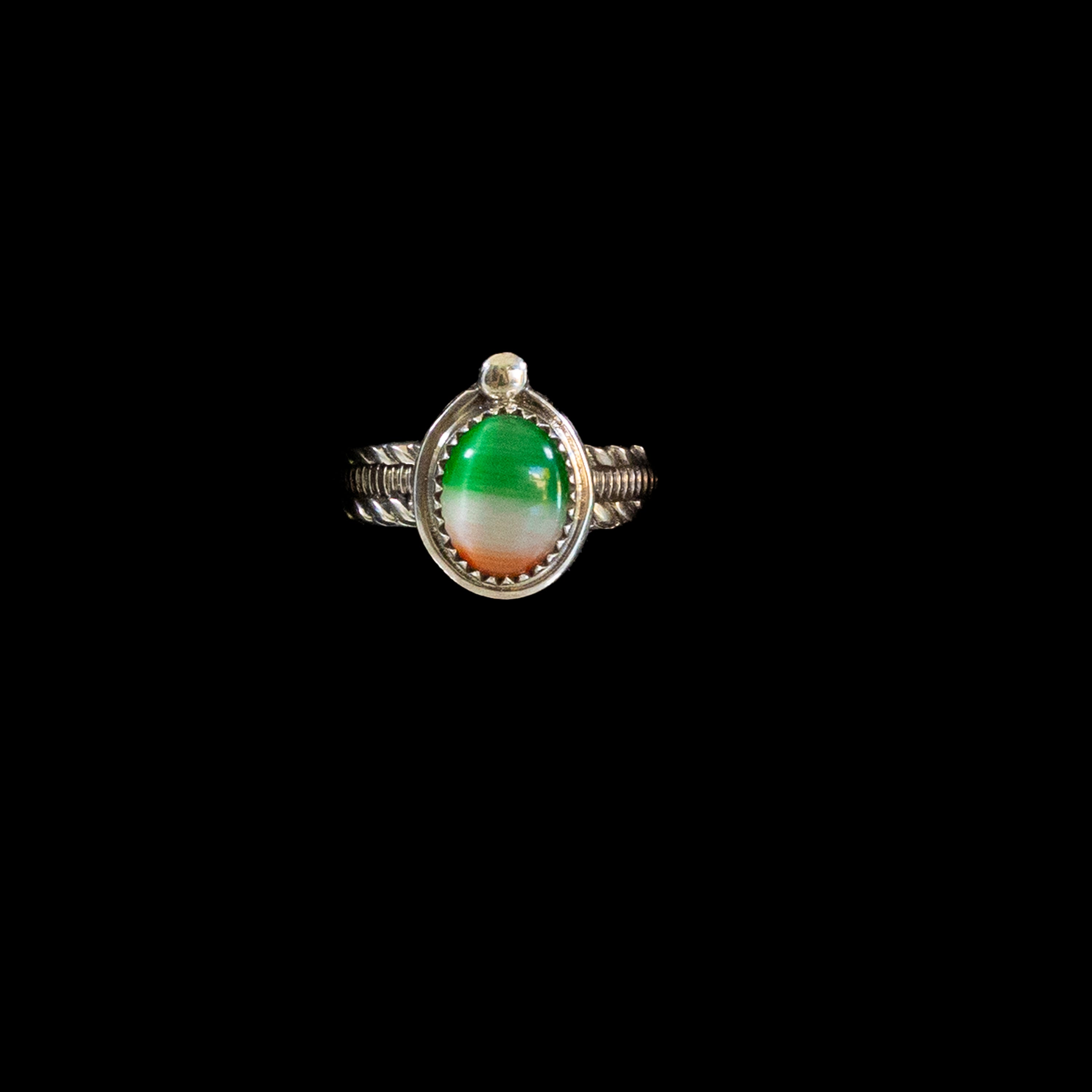 Mexico colors represented on Navajo ring