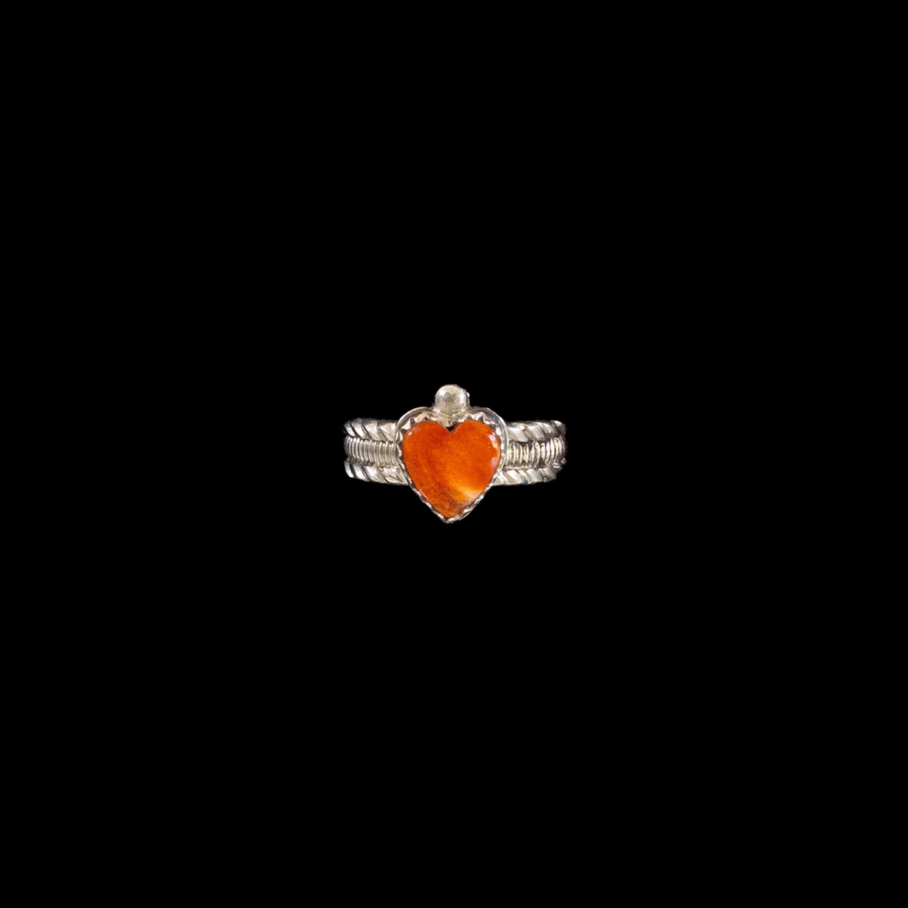 Spiny oyster heart shaped sterling silver ring